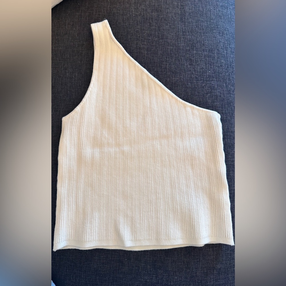 RW&CO CROP TOP
